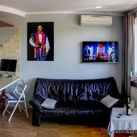 Apartament Sledz Apartment *